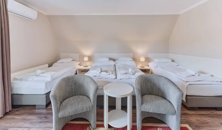 Tokajer Wellness Panzi� Keszthely - Kar�csony (min. 2 �j)