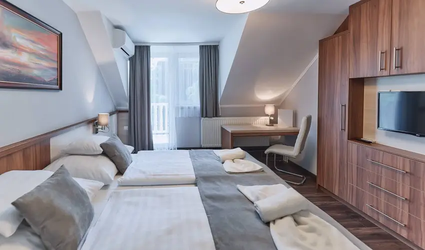 Tokajer Wellness Panzi� Keszthely - Kar�csony (min. 2 �j)