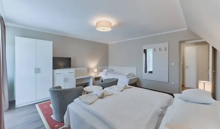 Tokajer Wellness Panzi� Keszthely - Kar�csony (min. 2 �j)