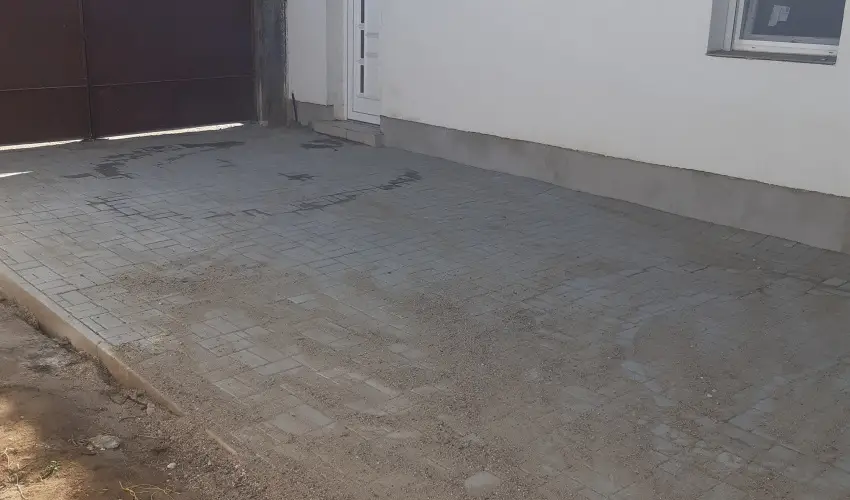 Tulip�nos Vend�gh�z �r - Kar�csony