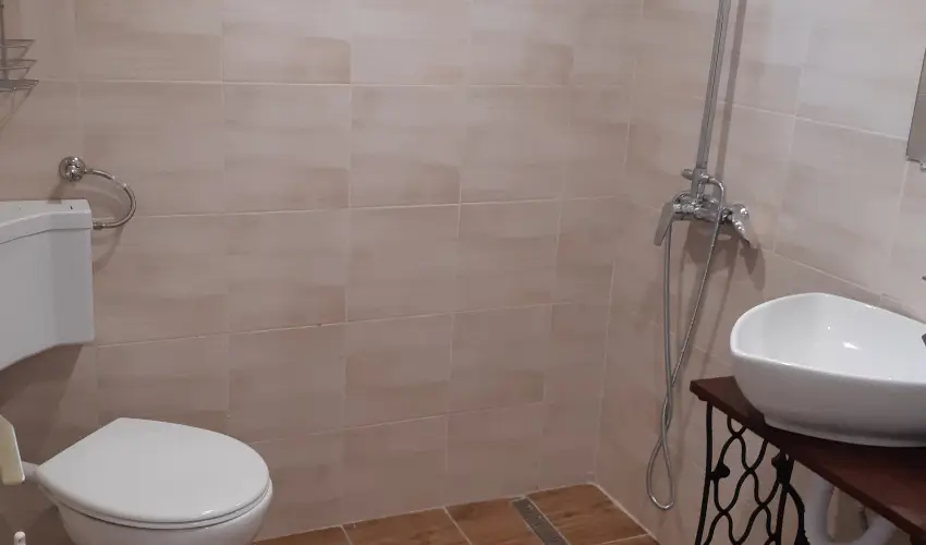 Tulip�nos Vend�gh�z �r - Kar�csony