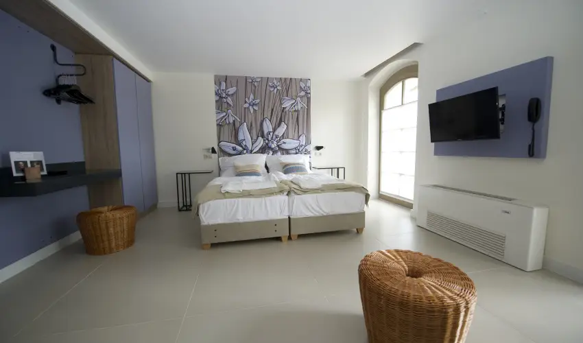 Vadkert Major Srvr - Karcsony (min. 2 j)