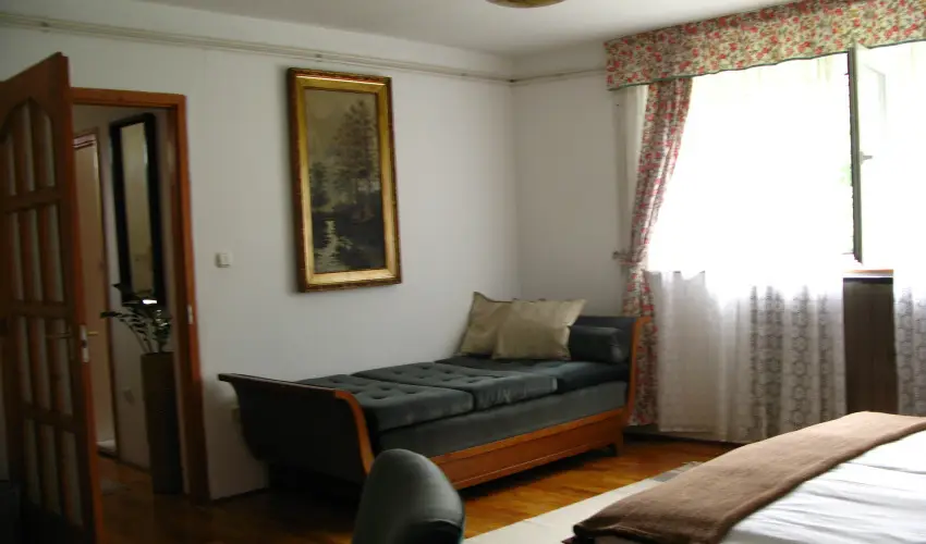 Vadr�zsa Vend�gh�z Szentendre - Kar�csony (min. 2 �j)