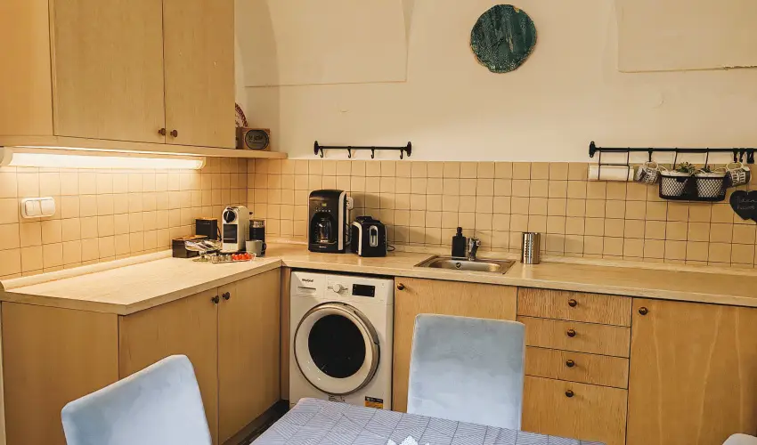 Vrosi Vendghz Szentendre Szentendre - Karcsony