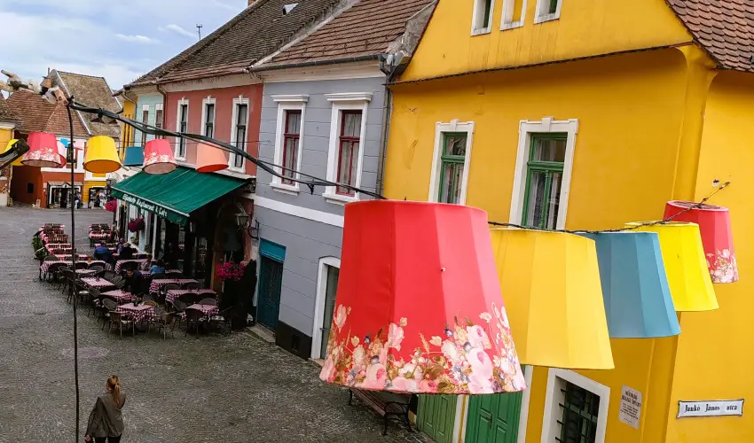 Vrosi Vendghz Szentendre Szentendre - Karcsony