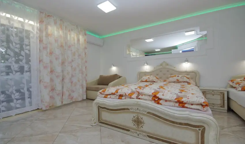 Veronika Apartman De Luxe Gyula - Karcsony (min. 2 j)