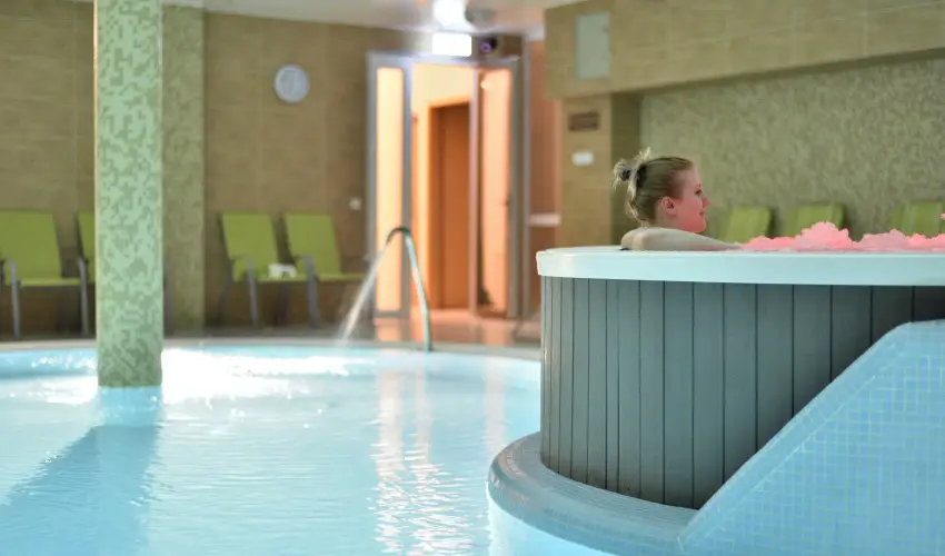 Wellness Hotel Viktria Nagyatd - Karcsonyi lzban (min. 2 j)