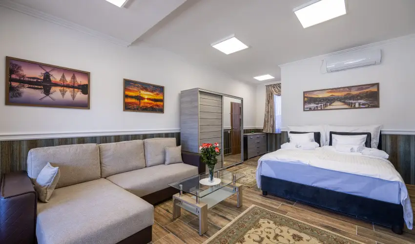 Vrs lom Apartman Panzi Tiszakcske Tiszakcske - Karcsony