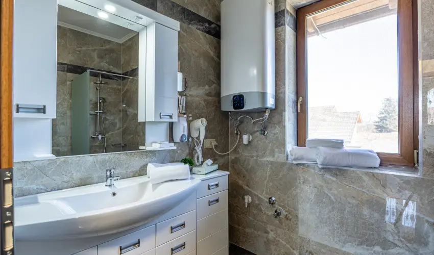 Vrs lom Apartman Panzi Tiszakcske Tiszakcske - Karcsony