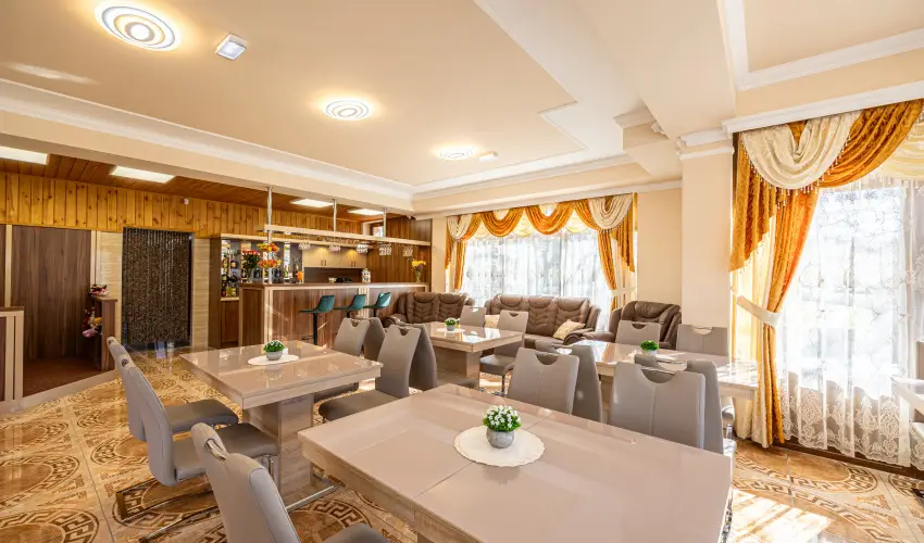 Vrs lom Apartman Panzi Tiszakcske Tiszakcske - Karcsony