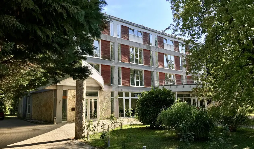 Well Hotel Harkny - Karcsony