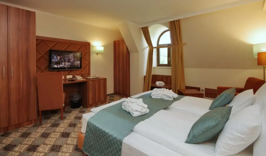 Wellness Hotel Gyula Gyula - Karácsony (min. 3 éj)