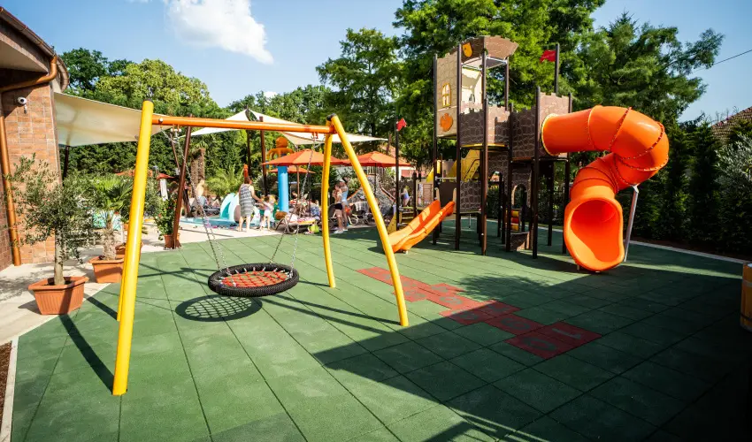 Wellness Hotel Gyula Gyula - Karácsony (min. 3 éj)