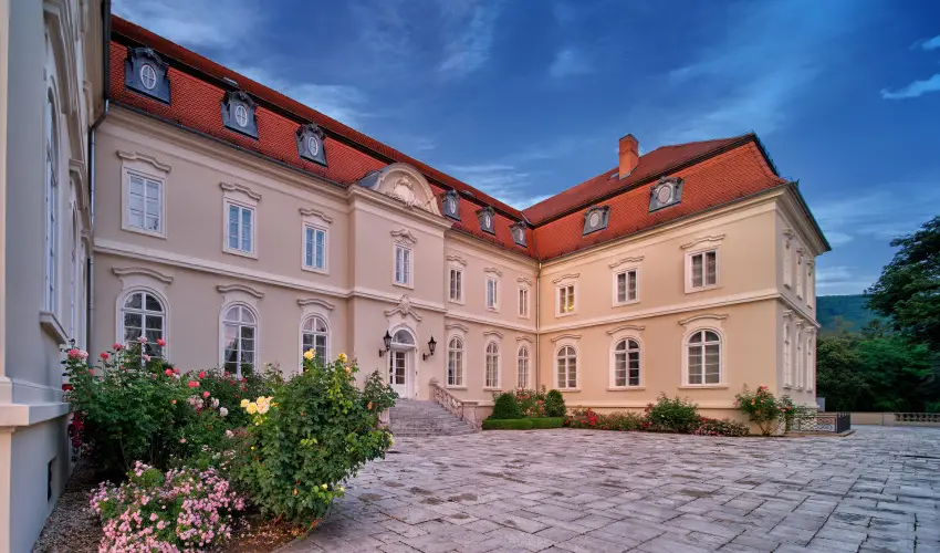 La Contessa Kastélyhotel Szilvásvárad - Karácsony (min. 3 éj)