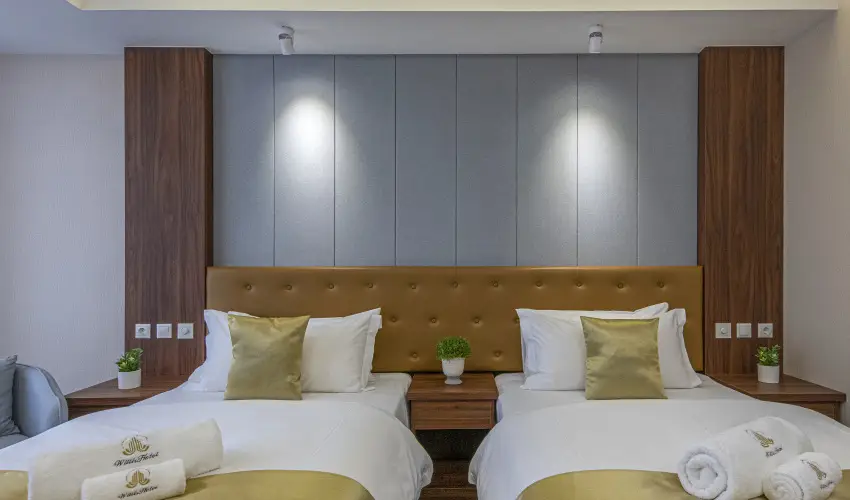 Willis Hotel Business & Wellness Zalaegerszeg - Karcsonyi pihens a Willisben (min. 2 j)