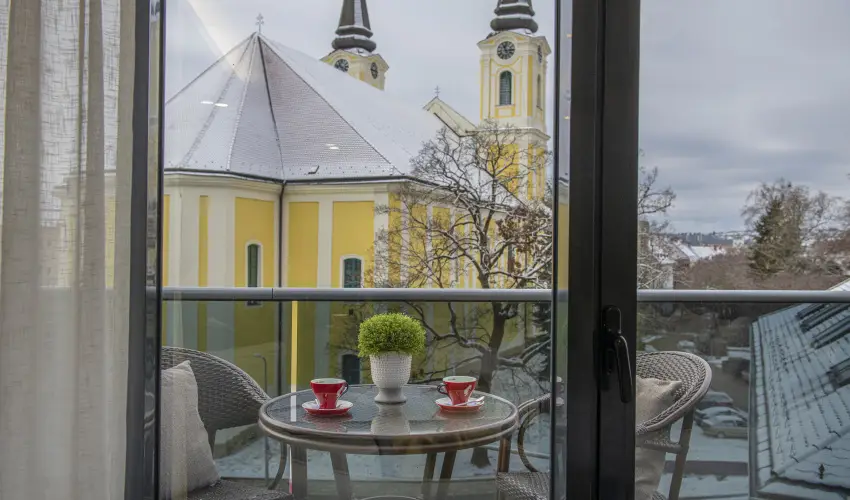 Willis Hotel Business & Wellness Zalaegerszeg - Karcsonyi pihens a Willisben (min. 2 j)