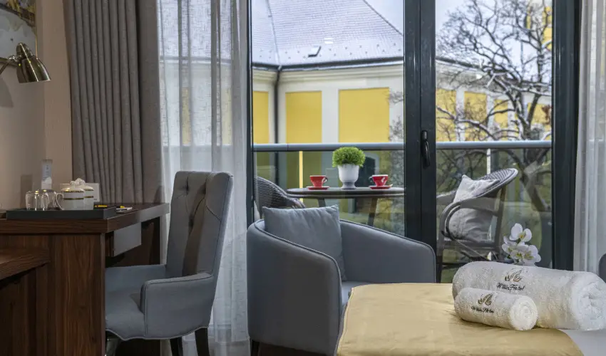 Willis Hotel Business & Wellness Zalaegerszeg - Karcsonyi pihens a Willisben (min. 2 j)