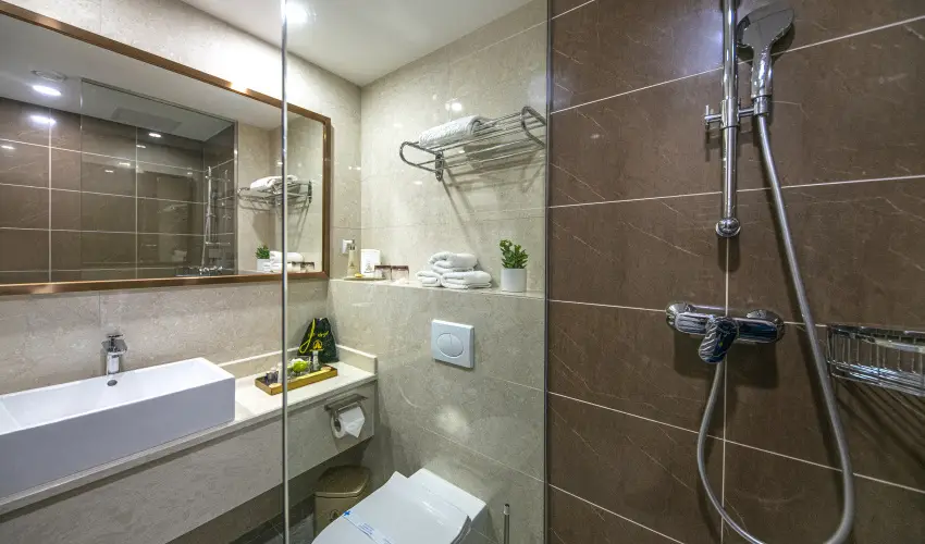 Willis Hotel Business & Wellness Zalaegerszeg - Karcsonyi pihens a Willisben (min. 2 j)