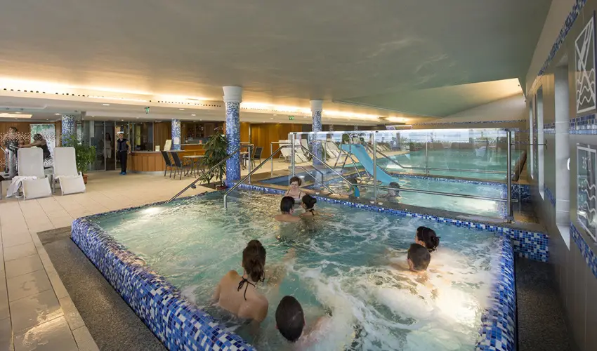 Zenit Hotel Balaton Vonyarcvashegy - Karcsony (min. 3 j)