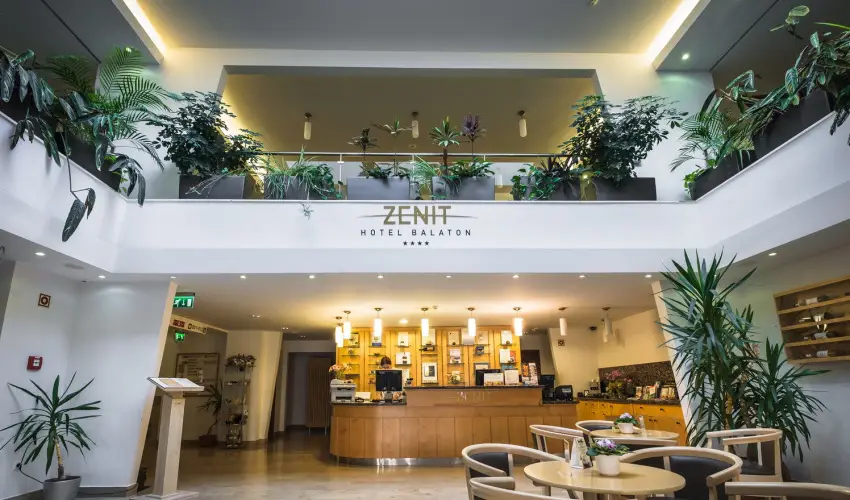 Zenit Hotel Balaton Vonyarcvashegy - Karcsony (min. 3 j)