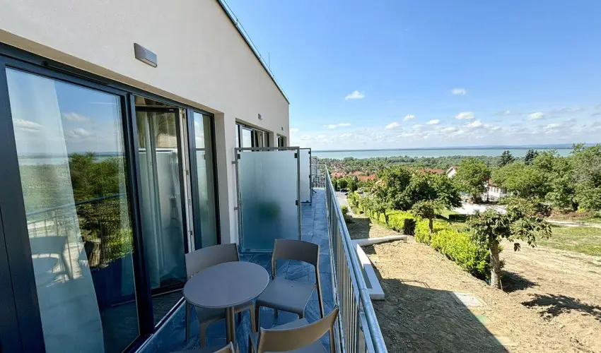 Zenit Hotel Balaton Vonyarcvashegy - Karcsony (min. 3 j)