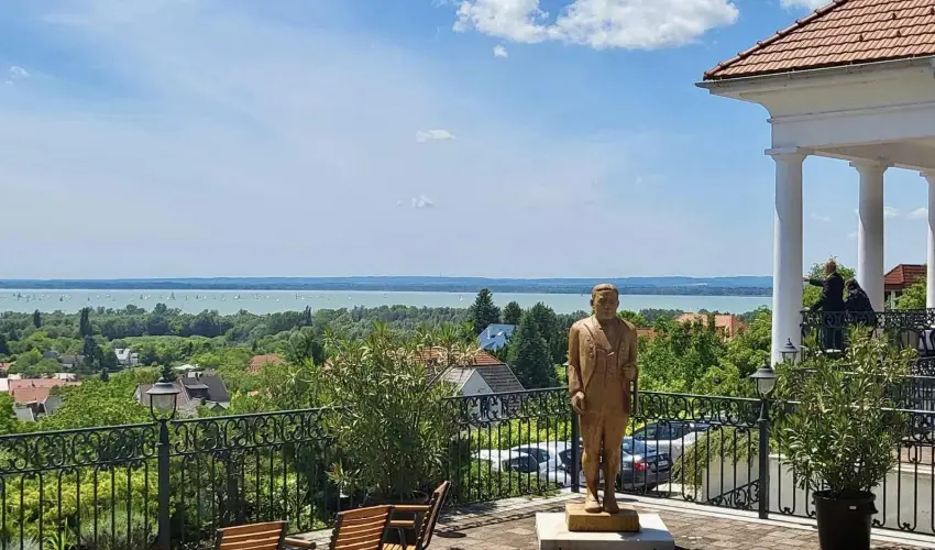 Zenit Hotel Balaton Vonyarcvashegy - Karcsony (min. 3 j)
