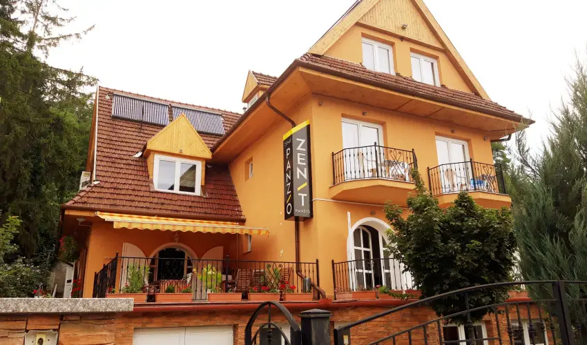 Zenit Panzió Miskolctapolca - Karácsony