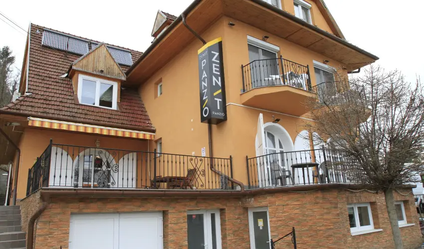 Zenit Panzió Miskolctapolca - Karácsony