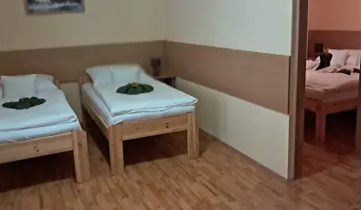 Zldsziget Menedk Rendezvny s Pihenhz Brna