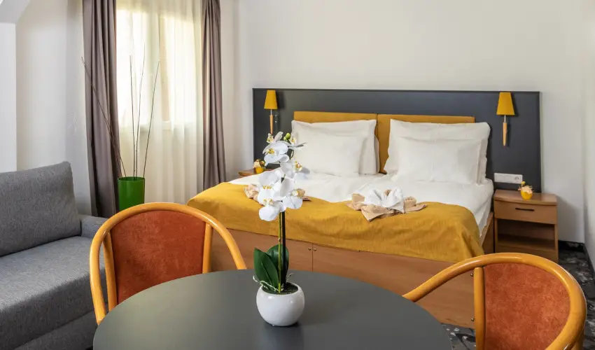Zsry Liget Hotel & Spa Mezkvesd - Karcsony (min. 2 j)